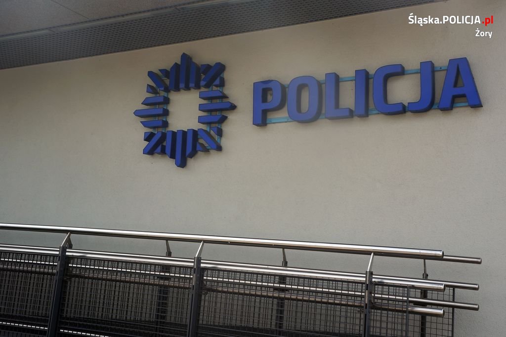 Uczciwy znalazca znalazł dużą ilość gotówki. Trwają poszukiwania właściciela