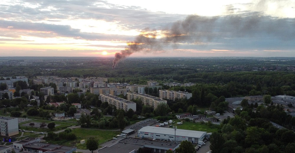 Dwa pożary w Zabrzu! Płonęła hala produkcyjna i odpady