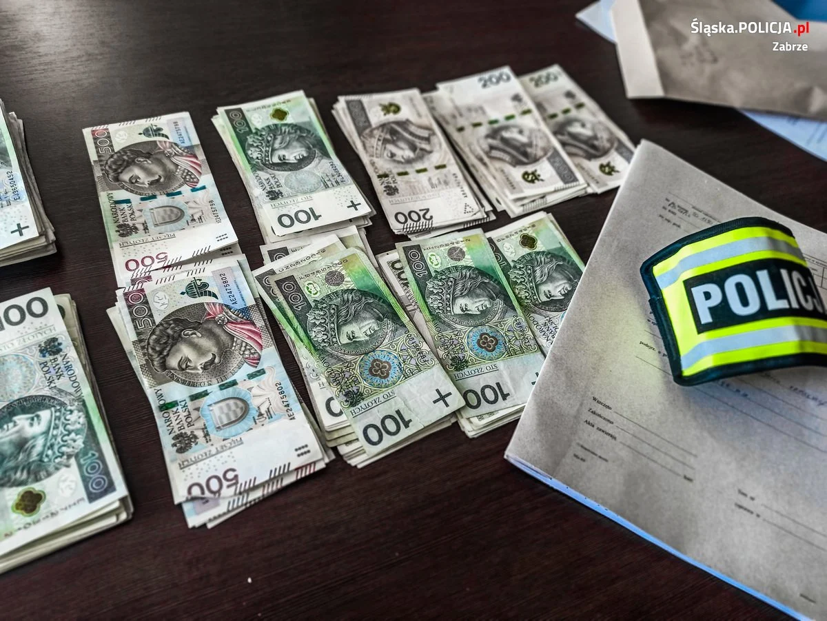 Policjanci rozbili grupę handlującą podrobionymi perfumami