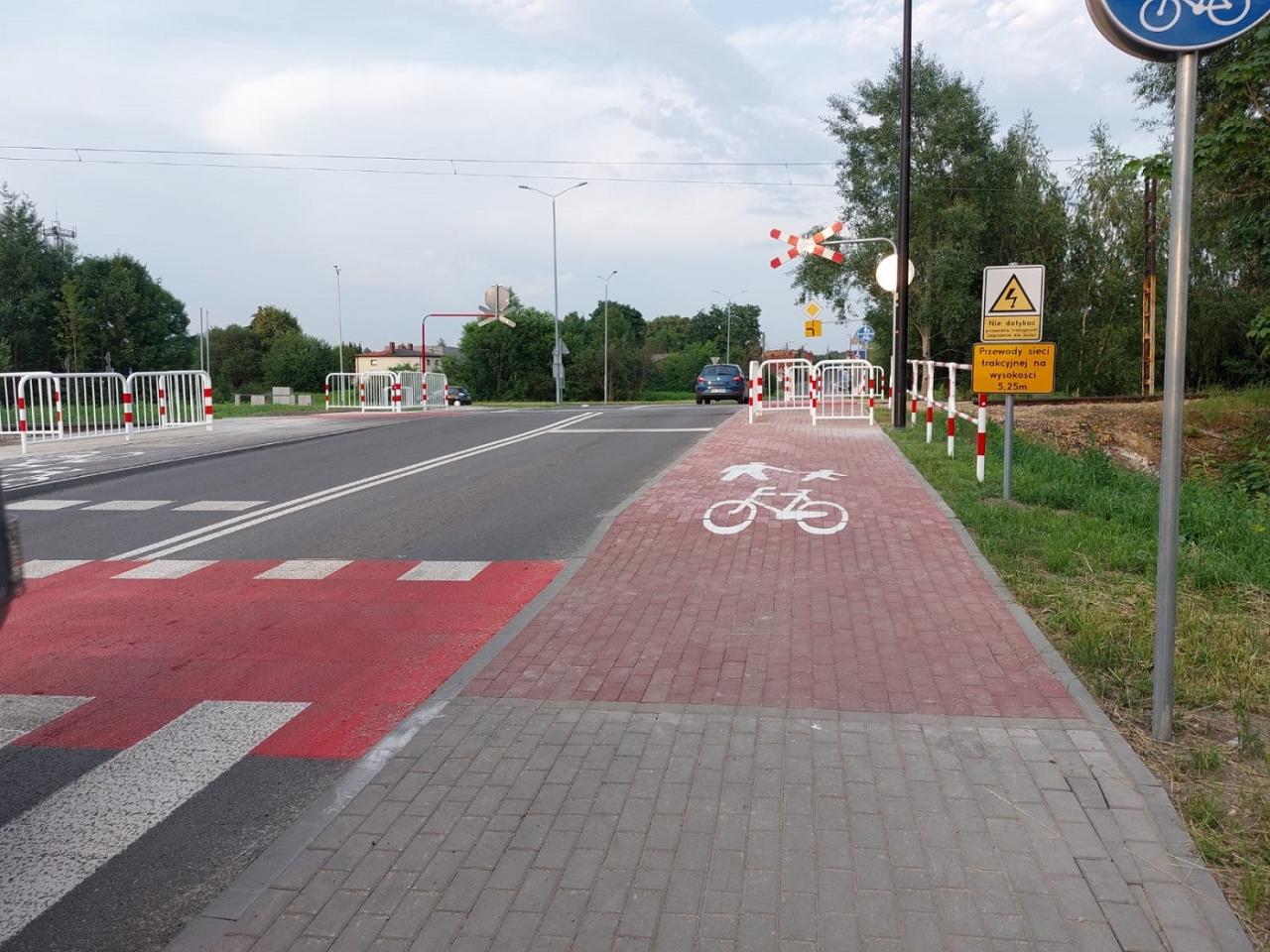 Zakończona przebudowa połączenia ulic Nowy Świat i Halembskiej 4