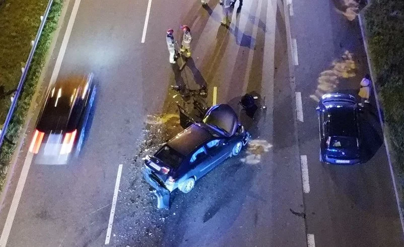 Zderzenie czołowe na DTŚ. Pijany 57-latek jechał pod prąd! [ZDJĘCIA]