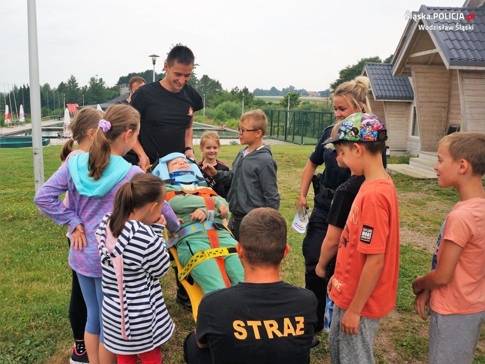 Półkolonie z Policją i OSP w ramach kampanii "Kręci mnie bezpieczeństwo nad wodą"