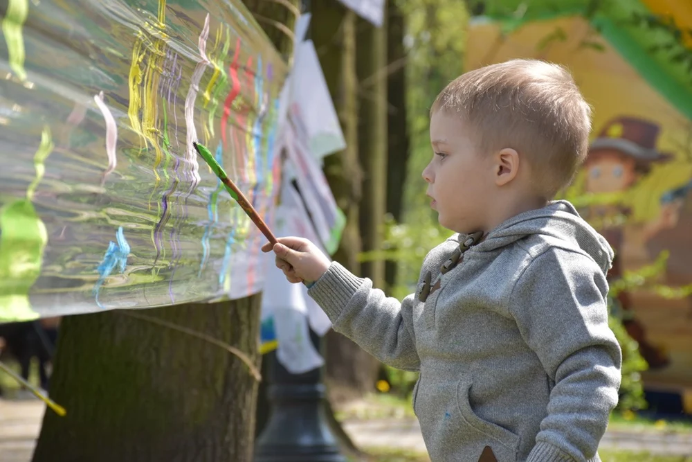CAS: warsztaty malarstwa na folii