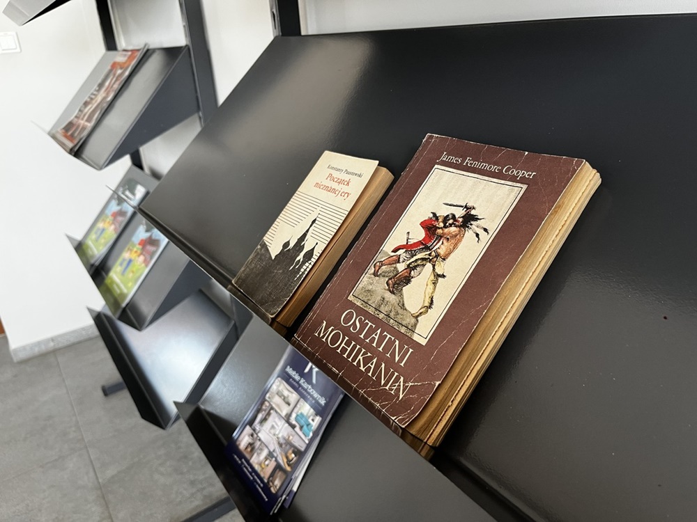 Zostaw książkę i podziel się nią z innymi