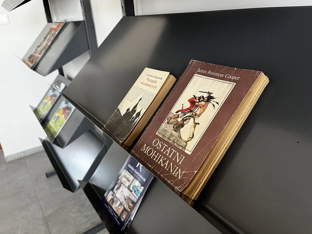 Zostaw książkę i podziel się nią z innymi