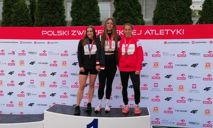 Aleksandra Szczyrba i Rozalia Malina z brązem