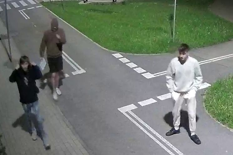 Włamali się do SP nr 46. Rozpoznajesz ich?