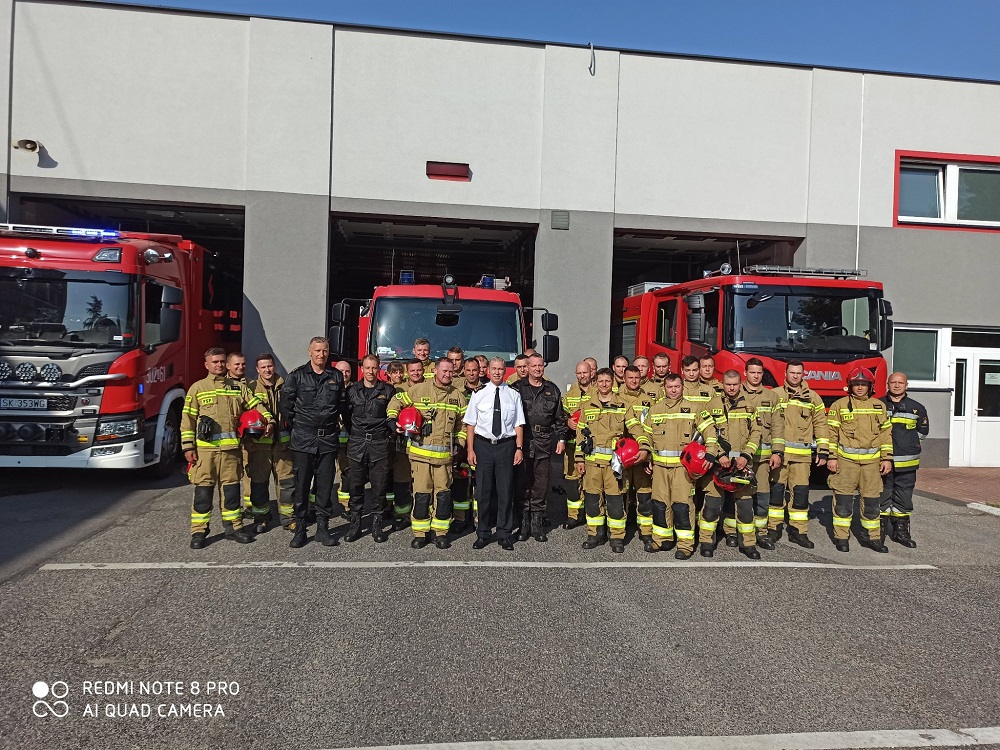 Uroczysta zbiórka na terenie Jednostki Ratowniczo-Gaśniczej nr 2 w Katowicach-Piotrowicach
