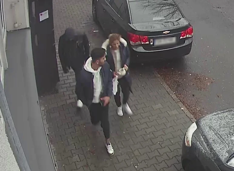 Ukradli pieniądze z mieszkania - rozpoznajesz ich?