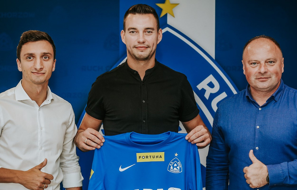 Maciej Sadlok po ośmiu latach znów piłkarzem Ruchu Chorzów. Podpisał roczny kontrakt