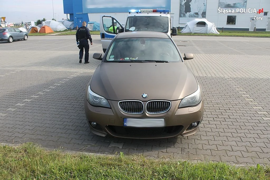 20-latka stwarzała zagrożenie na drodze. Policjanci znaleźli w samochodzie narkotyki