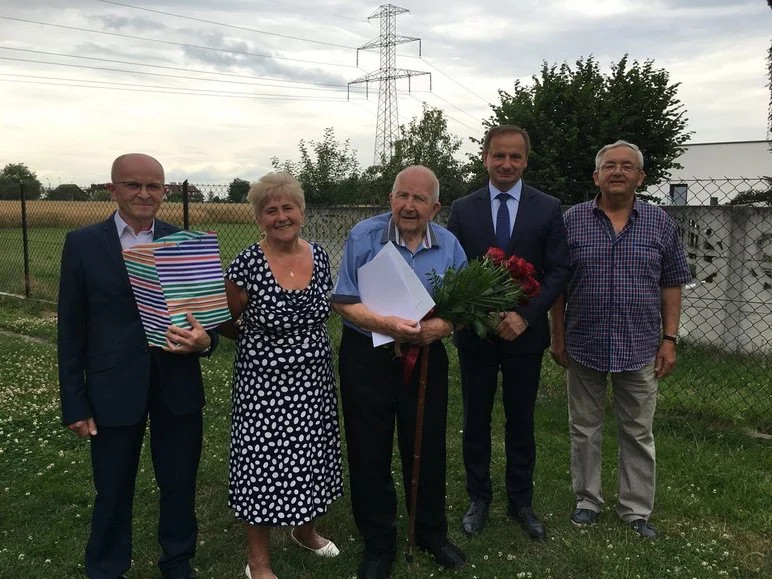 Żorski 100-latek odebrał życzenia od Prezydenta Miasta
