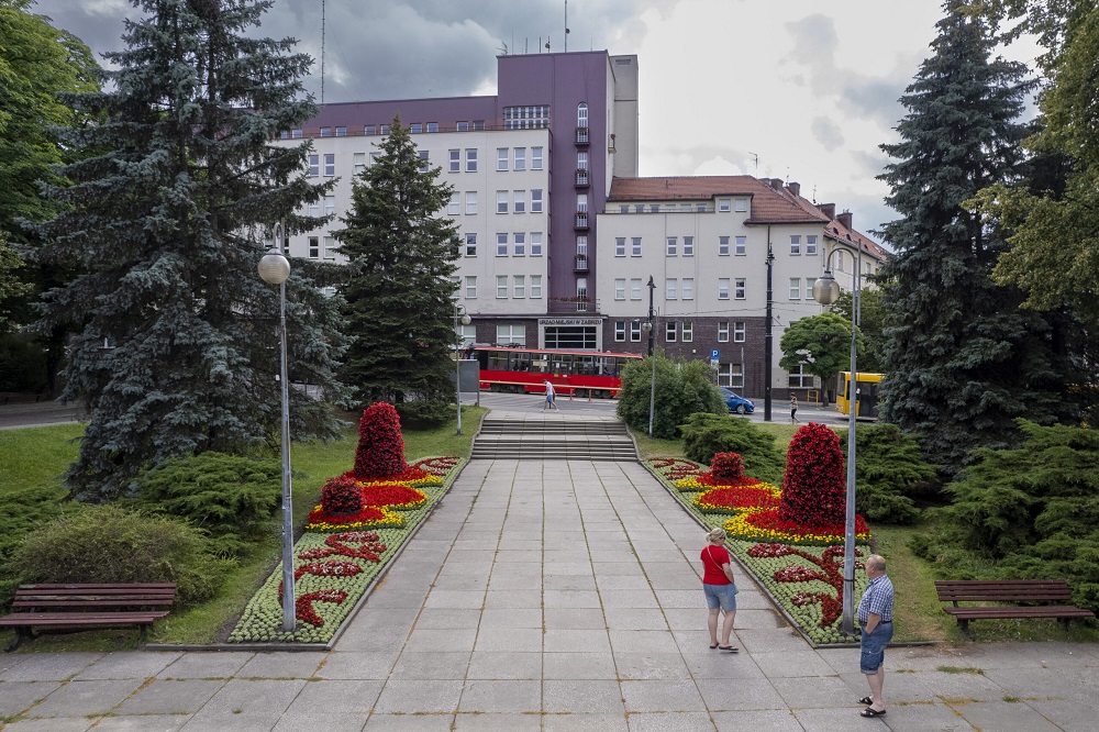 Ukwiecone miasto tętni kolorami