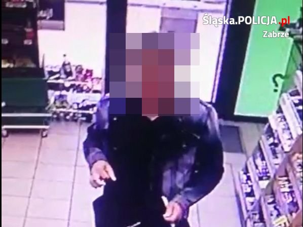 Mężczyzna posługiwał się przywłaszczoną kartą bankomatową