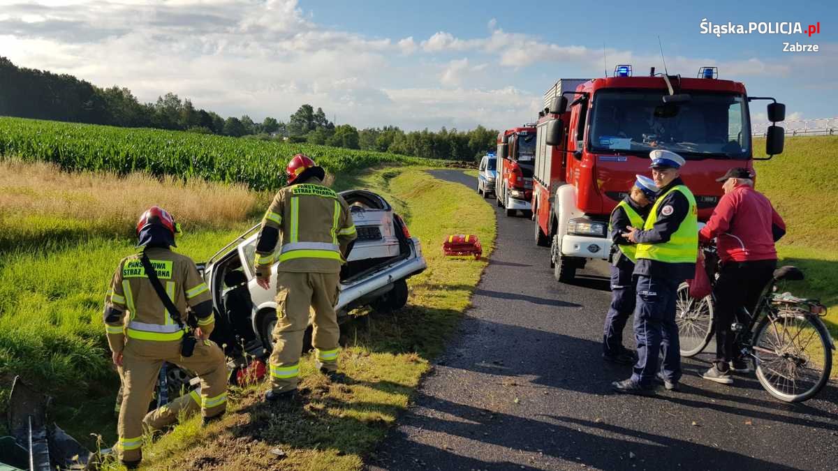 Policjant w drodze na służbę udzielił pomocy poszkodowanemu w wypadku
