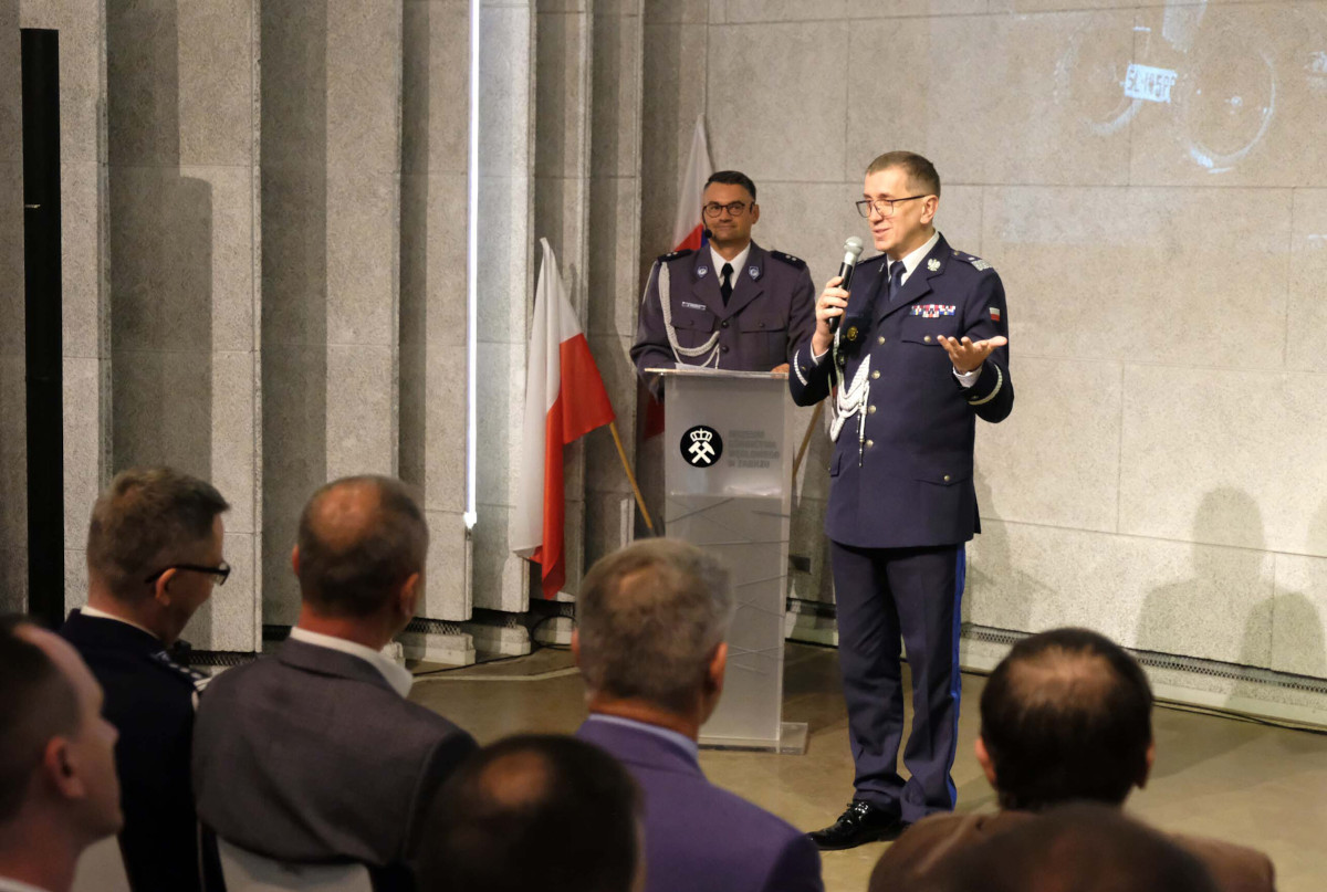 Awanse, nagrody i wyróżnienia, czyli obchody Święta Policji w Zabrzu