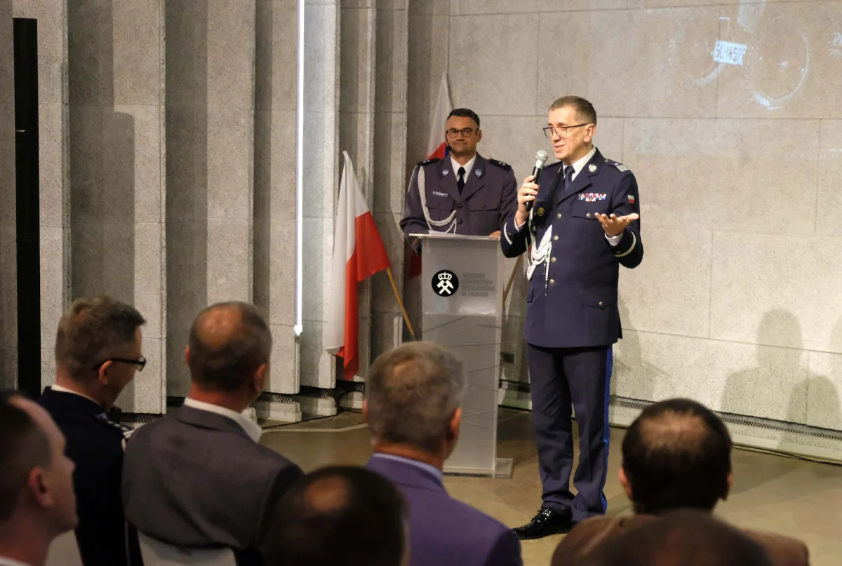 Awanse, nagrody i wyróżnienia, czyli obchody Święta Policji w Zabrzu