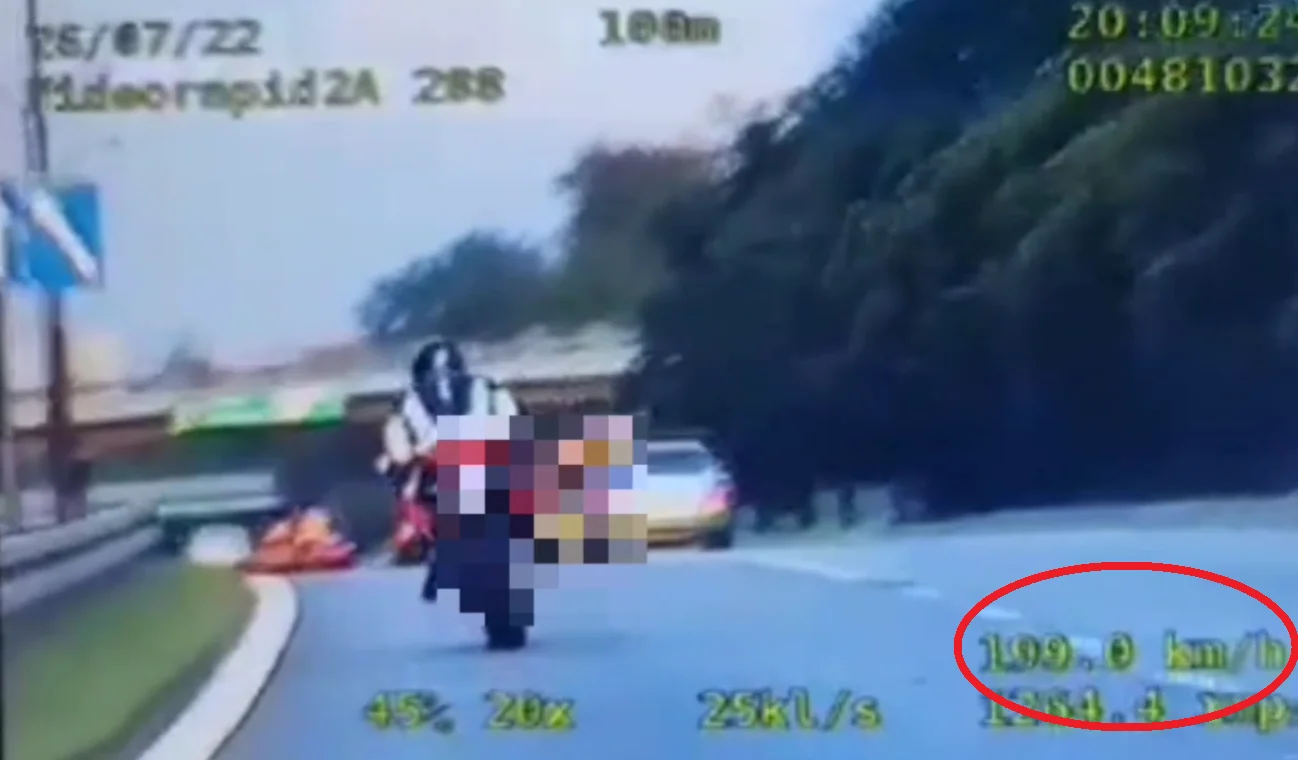 "Rajd" motocyklisty w Katowicach zakończony przez zabrzańskich policjantów z grupy "SPEED"