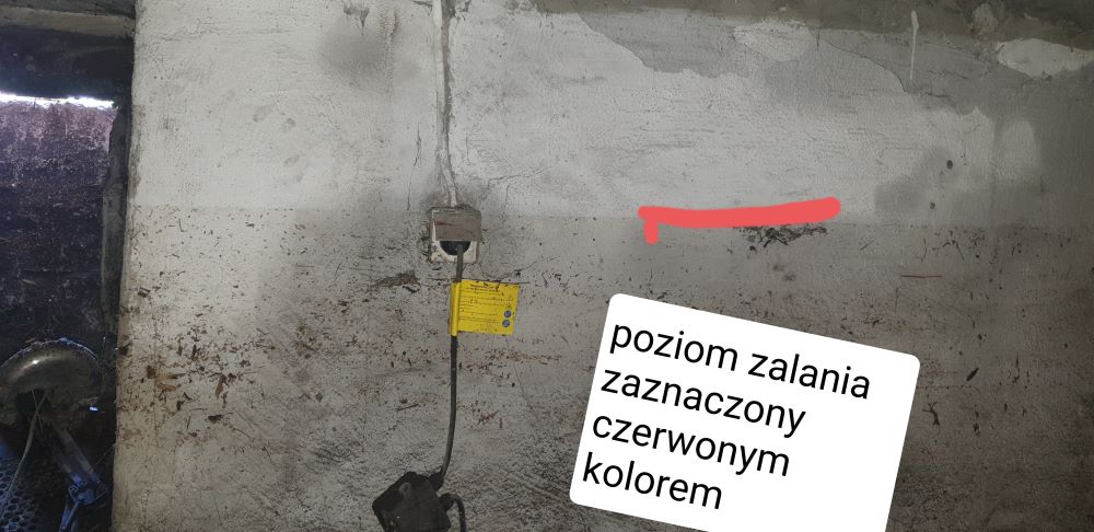 Chwilowa ulewa zalała piwnice. Problemy mieszkańców Kokota 149