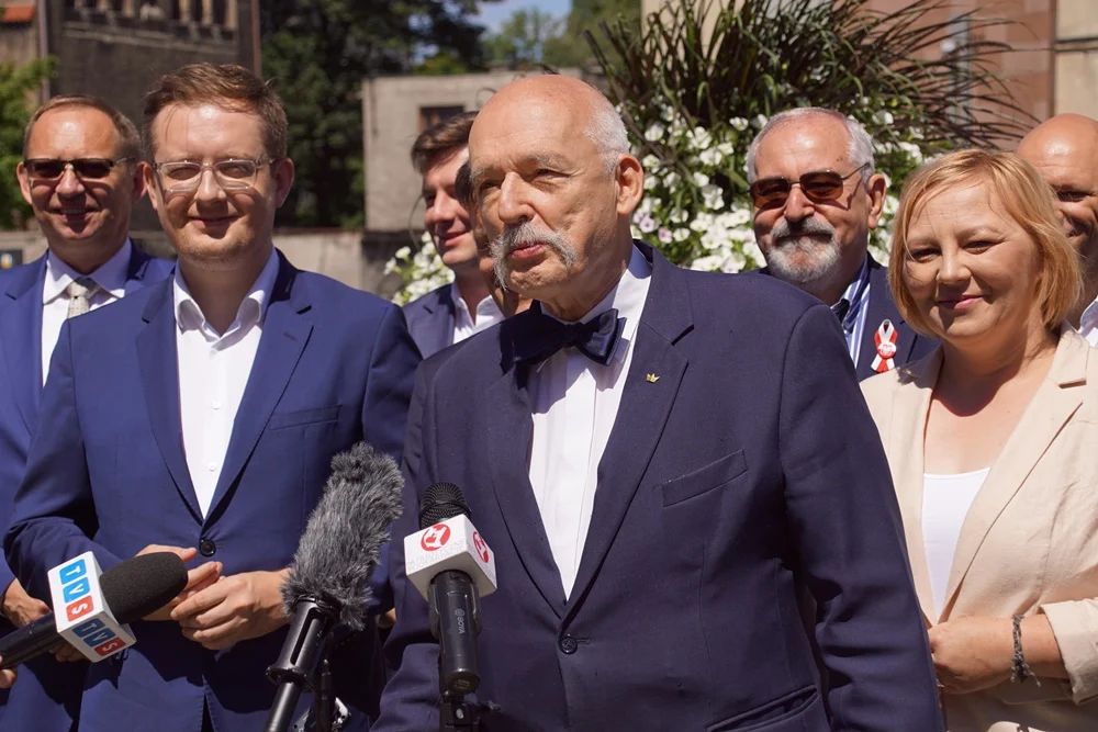 Już jutro spotkanie z Bożeną Modzelewską. Gościem specjalnym Janusz Korwin-Mikke