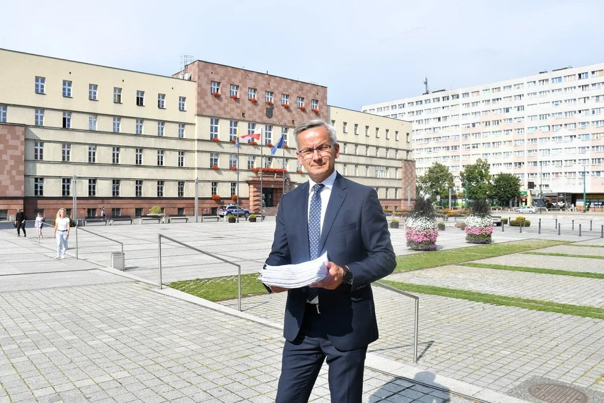 Krzysztof Mejer złożył listy poparcia dla swojej kandydatury na prezydenta miasta