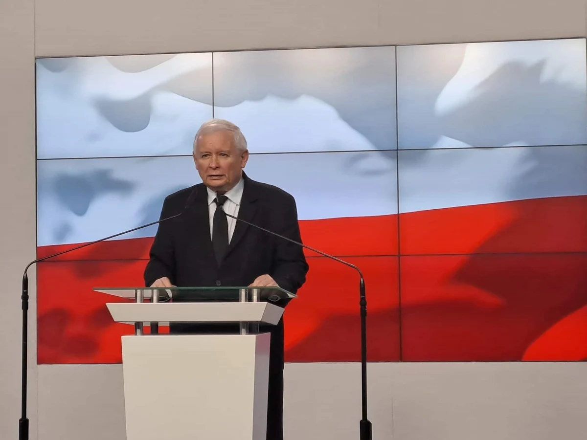 Marek Wesoły z poparciem PiS. Jarosław Kaczyński wygłosił oświadczenie