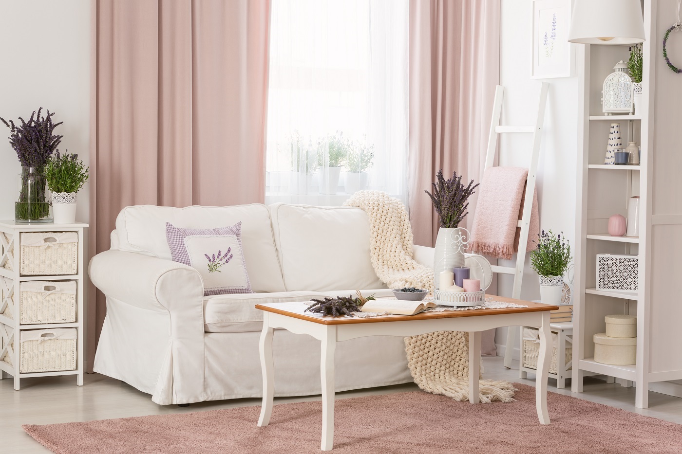 Jak wybrać najlepsze zasłony do domu?