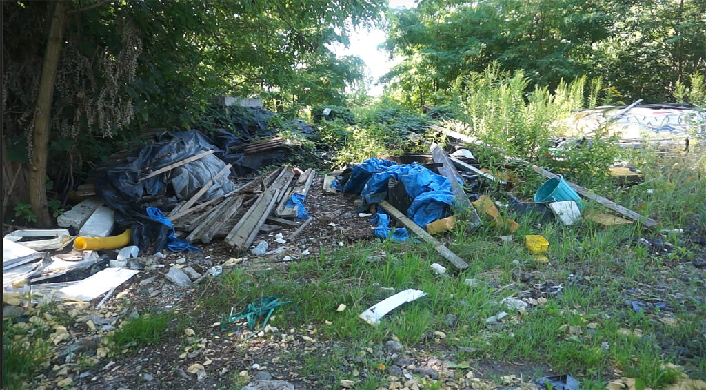 Problem z po(d)rzucanymi śmieciami