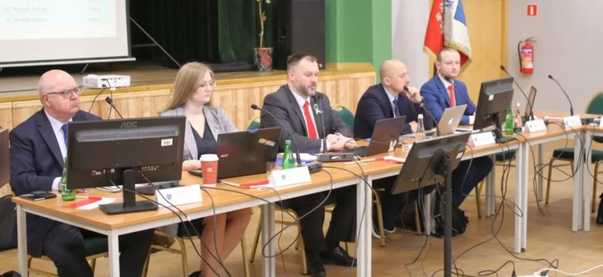 Sierpniowa sesja Rady Miasta i komisje