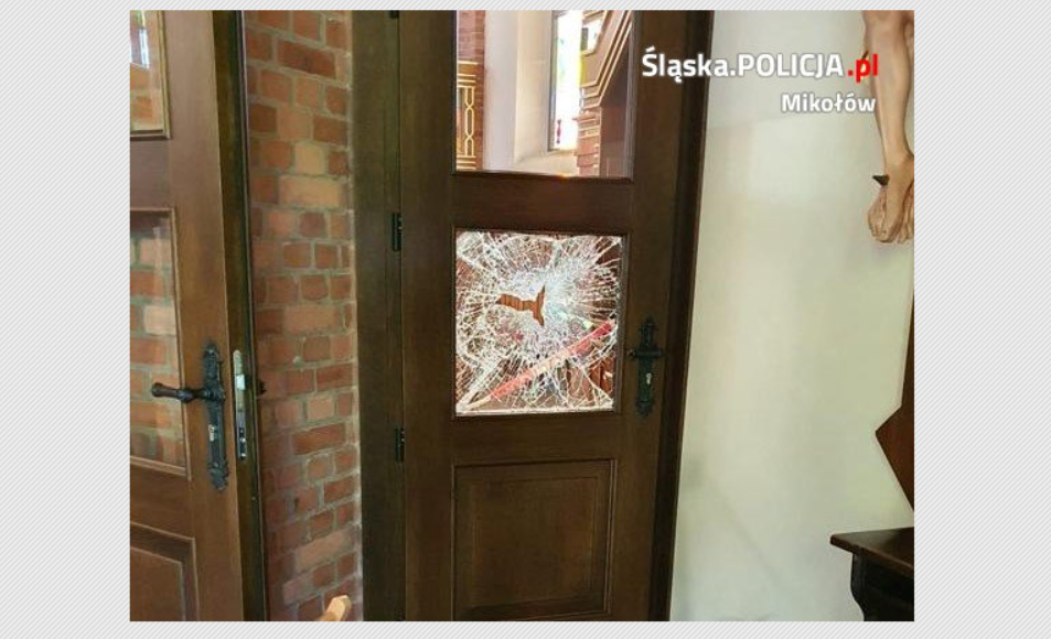 Usiłował włamać się do kościoła i ukraść skarbonkę z pieniędzmi