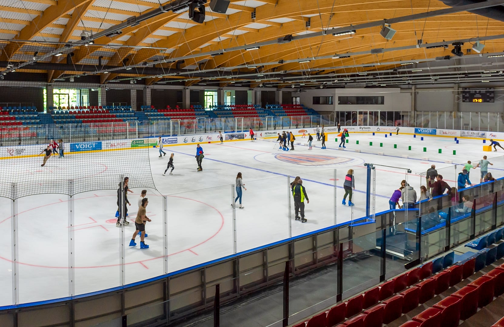 Pożegnanie lata na bytomskim lodowisku