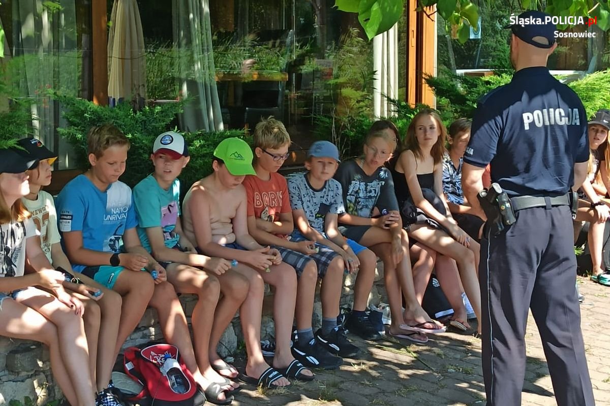 Duża dawka profilaktyki przed pływaniem kajakami