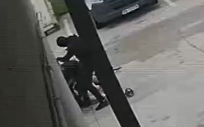 Pobicie na terenie zakłądu przy ul. Naftowej. Poszukiwani świadkowie!