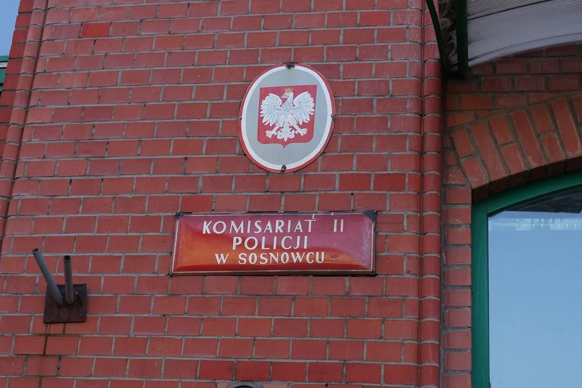 Poszukiwany właściciel czarnej saszetki