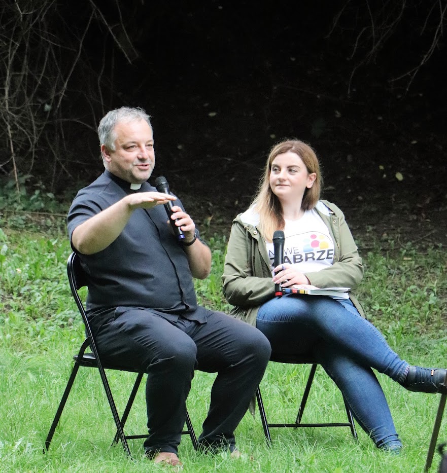 Weekendowy Uniwersytet Parkowy w Zabrzu. Za nami spotkanie z ks. dr. Robertem Urbańczykiem