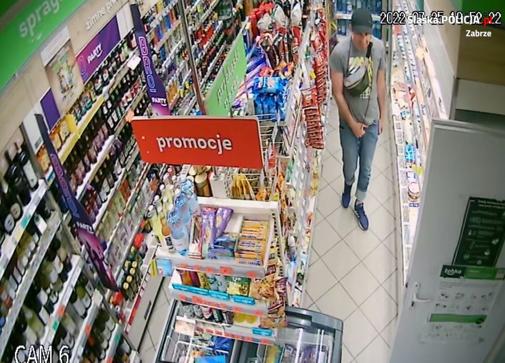 Publikujemy wizerunek sprawców kradzieży z włamaniem