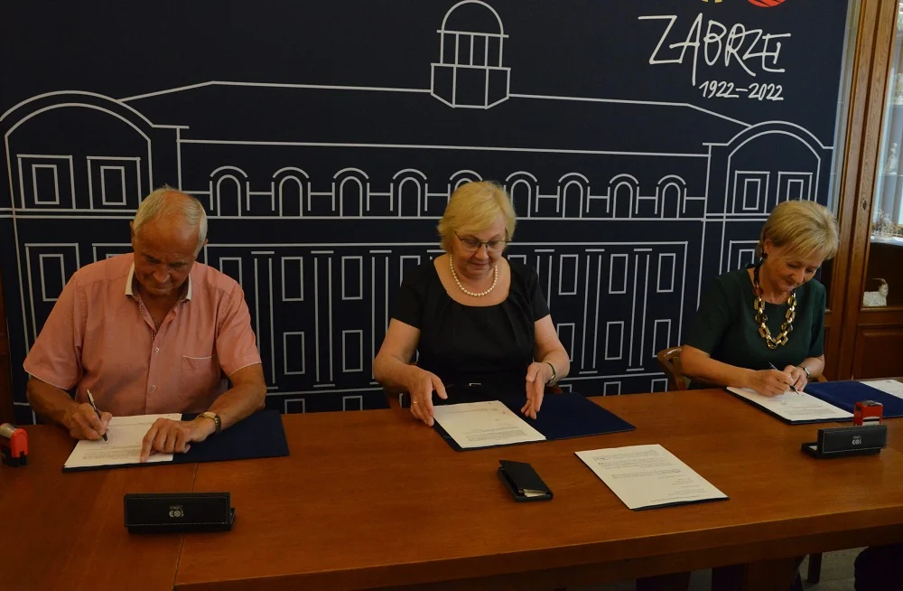 Podpisano umowę na budowę miejsc postojowych przy ul. Staromiejskiej