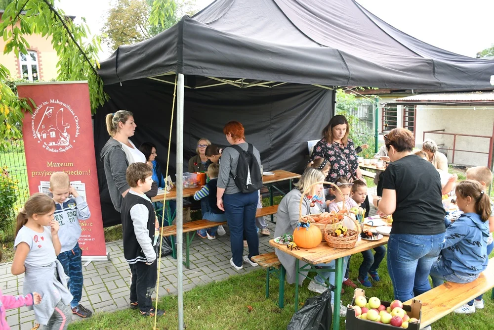 Piknik przy Piekaroku 25