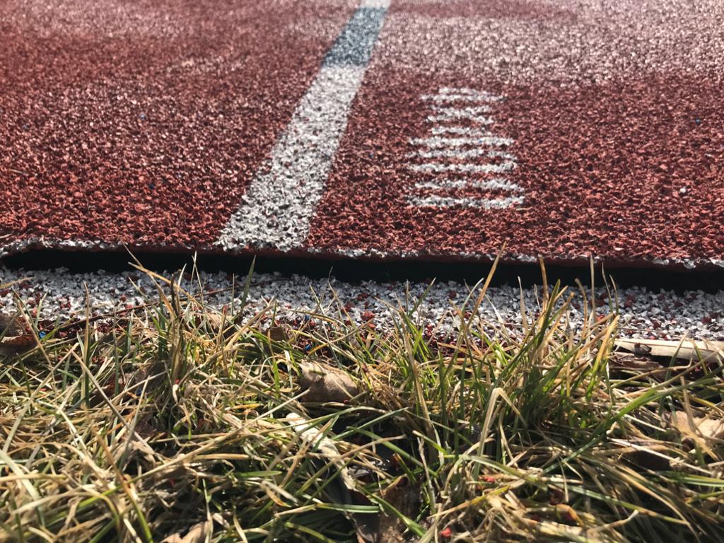 Stadion lekkoatletyczny wymaga remontu. Czy obiekt od początku był wadliwy?