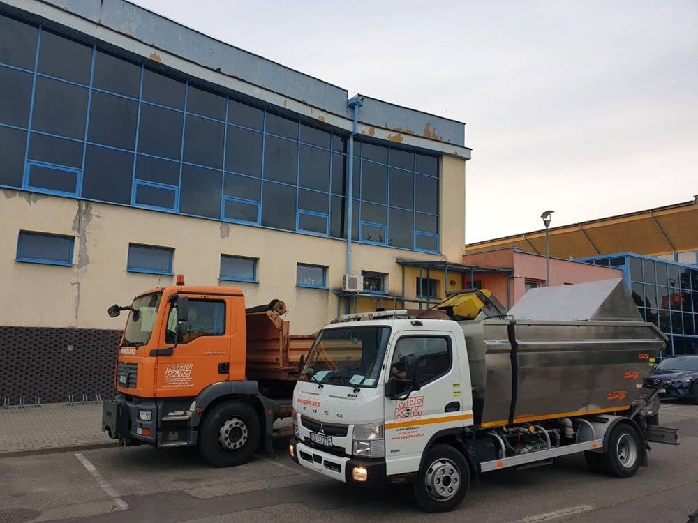 Drugie życie basenowej wody. Teraz będzie zmywała miejskie ulice