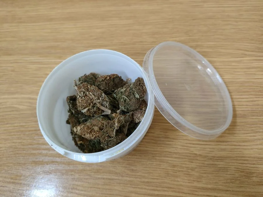 39-latek zatrzymany z marihuaną. Grozi mu do 3 lat więzienia