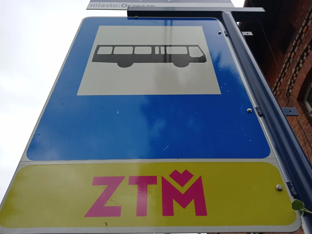 Zmiana w rozkładzie jazdy linii 655 w Orzeszu – nowe godziny odjazdów