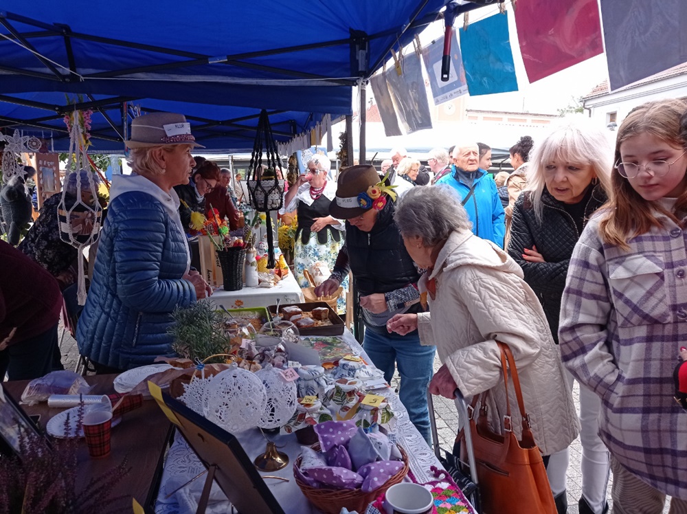 Seniorzy świętowali na festiwalu