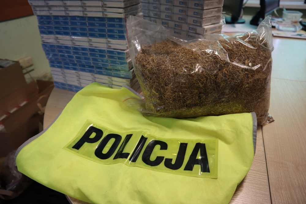 Policjanci zabezpieczyli nielegalny tytoń i papierosy