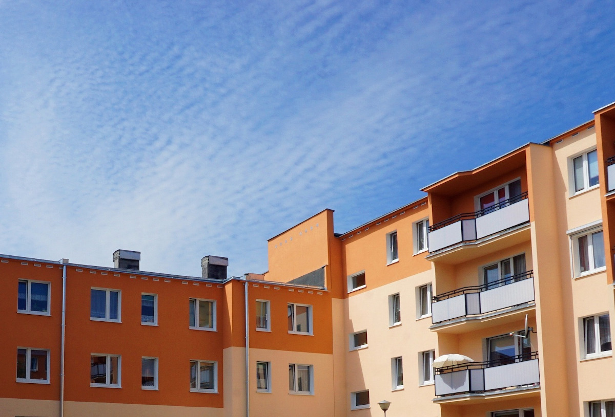 Tanie mieszkania z przetargu. Jak je kupić?