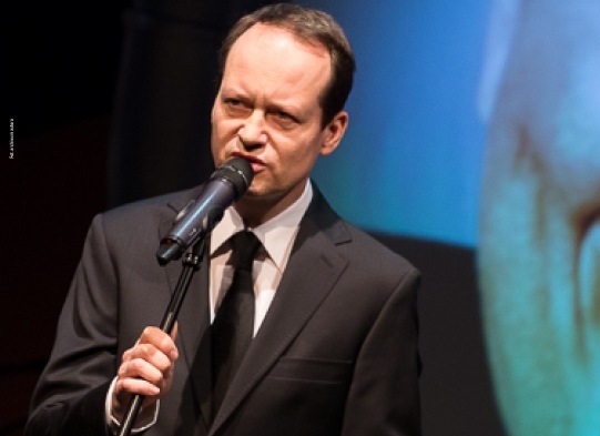 Recital "Absolutnie, czyli Bończyk śpiewa Młynarskiego"