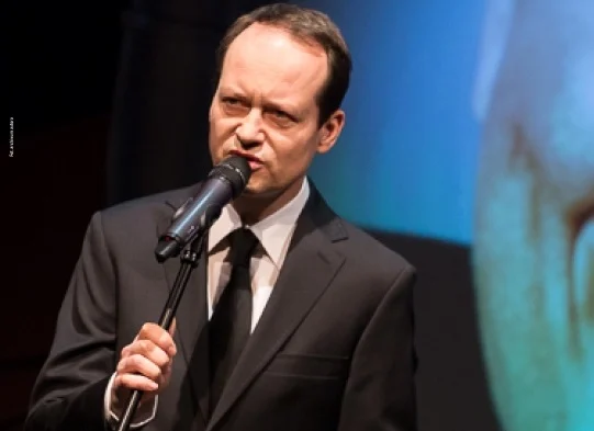Recital "Absolutnie, czyli Bończyk śpiewa Młynarskiego"