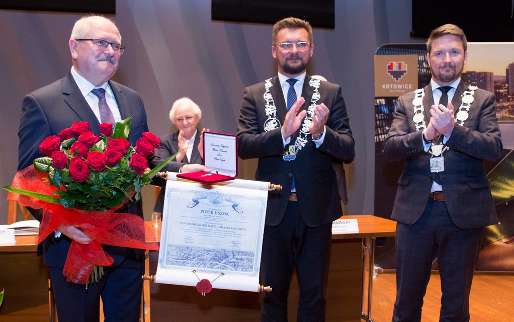 Piotr Uszok został Honorowym Obywatelem Katowic. Jerzy Buzek wygłosił specjalną laudację