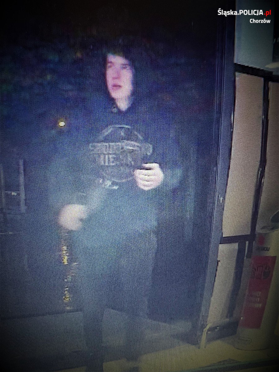 Są podejrzani o dwie kradzieże. Rozpoznajesz tych mężczyzn?