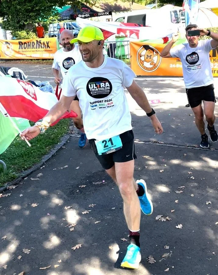 Żorzanin na podium zawodów Pucharu Świata w podwójnym Ironmanie!